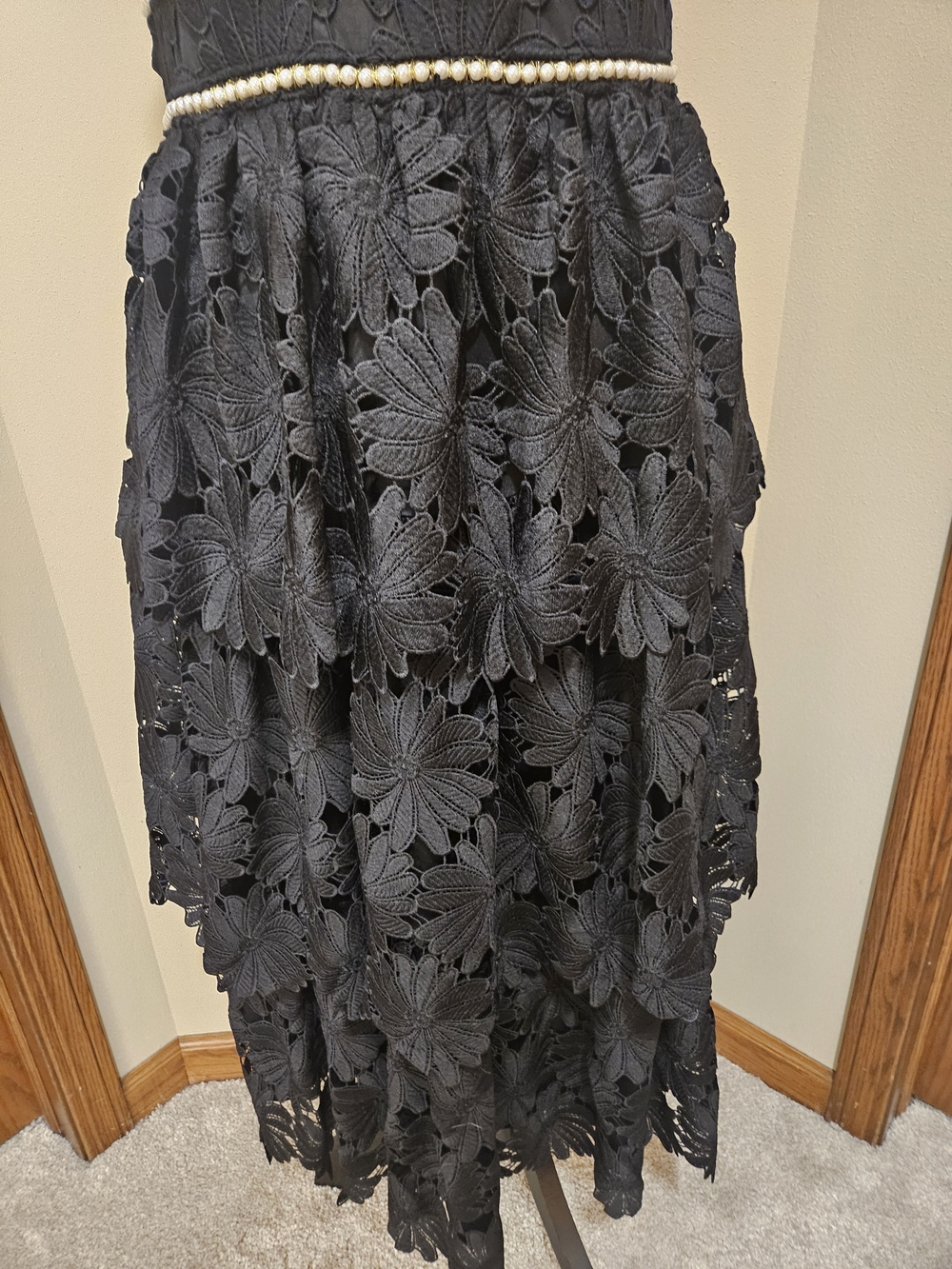 Gothic Like Heavy Black Floral Lace Dress Pearl Waist Trim Tiered Sz.  Large - Picture 5 of 12
